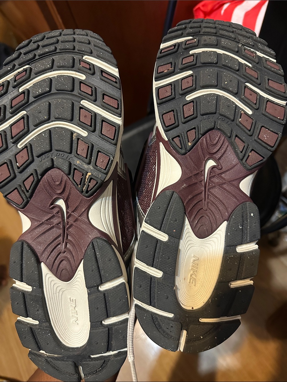 Nike V5 Rnr - Picture 5 of 9
